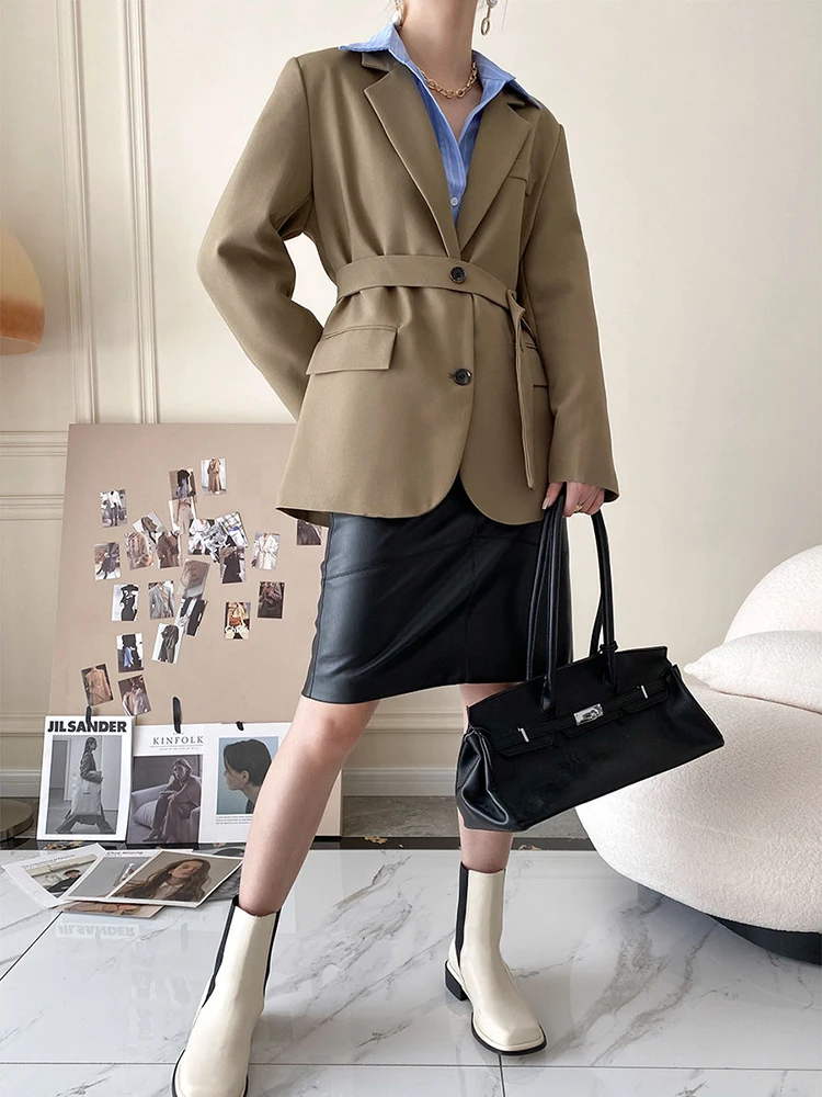 LANMREM Однобортный блейзер с поясом для женщин 2022 Весна Осень Зубчатый Однотонный