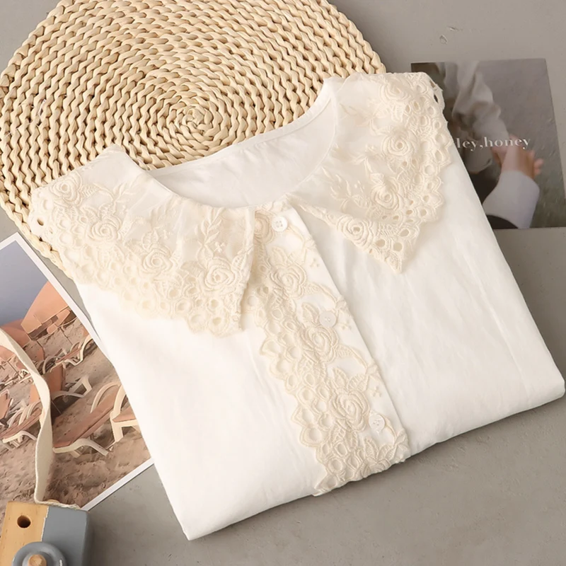 

Женская кружевная блузка с вышивкой, длинным рукавом и воротником «Питер Пэн»