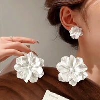 2022 new white flower stud earrings for women flower earring modern korean fashion cute teens girl party jewelry accessories