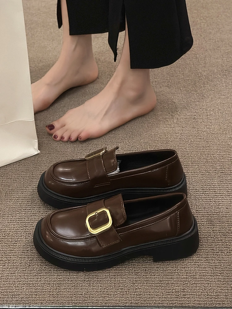 

Женские туфли 2023 без шнуровки в британском стиле, яркие повседневные женские кроссовки с закрытым носком и мехом, кроссовки на платформе Ro