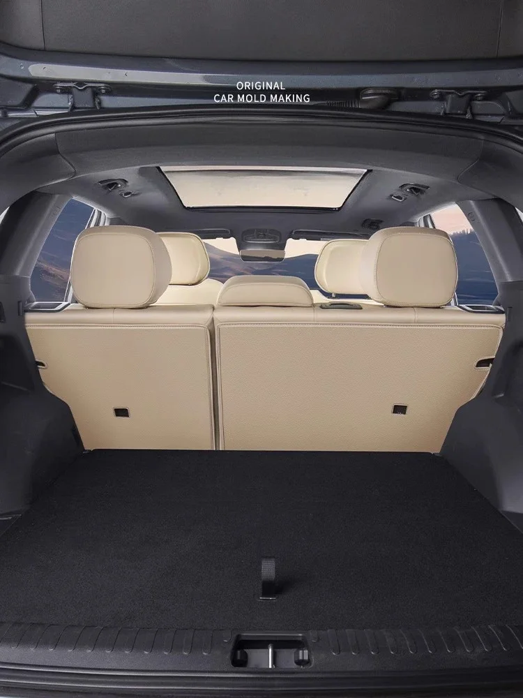 Фото Для Grand Koleos/Geely Monjaro Xingyue L 2025 2 шт. кожаная защитная накладка на заднее сиденье, разделенная подкладка для грузового багажа, противогрязные накладки №4