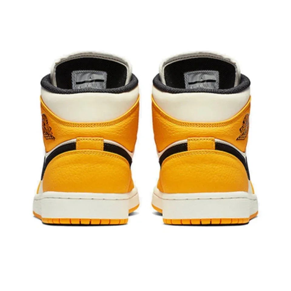 Оригинальные мужские баскетбольные кроссовки Air Jordan 1 Mid 'Lakers' желтого и