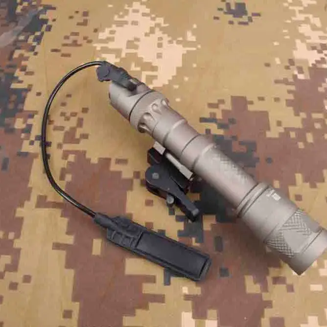 

Новая тактическая вспышка M622V разведчик Постоянная/мгновенная Стробоскопическая Легкая белая винтовка Пикатинни 20 мм рельсовая