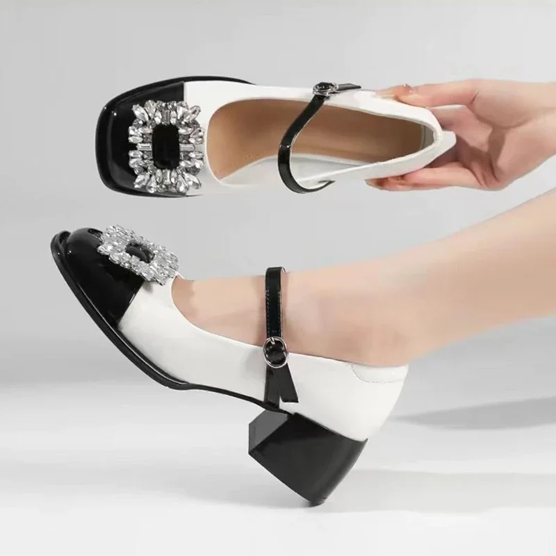 Женские туфли мэри джейн на высоком каблуке новинка 2024 лаковая кожа квадратный