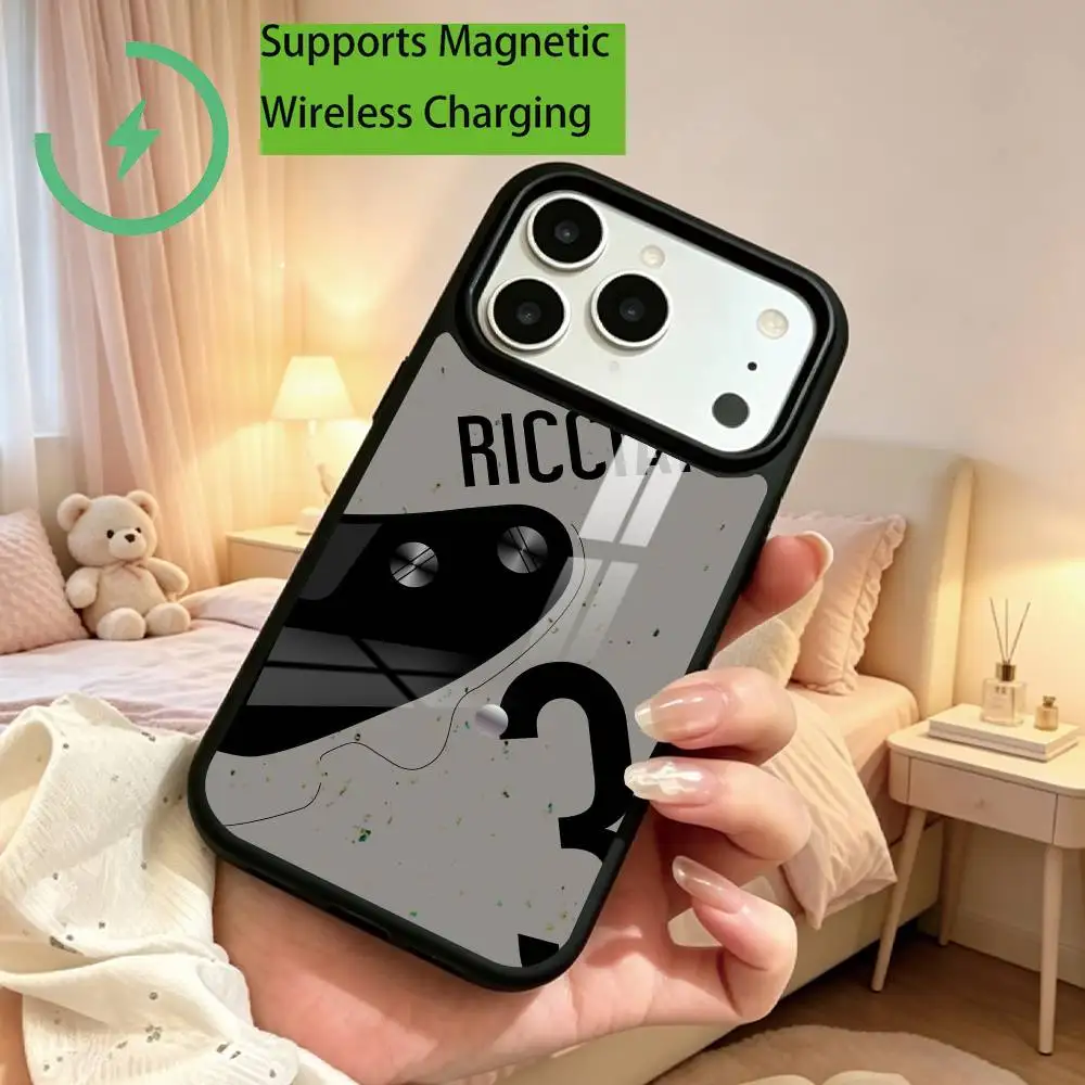 Фото Чехол для телефона R-Racer Daniel Ricciardo для iPhone 17, 16, 15, 14, 13, 12, 11 Plus, Pro. Поддерживает магнитную беспроводную зарядку. Подарок. №5
