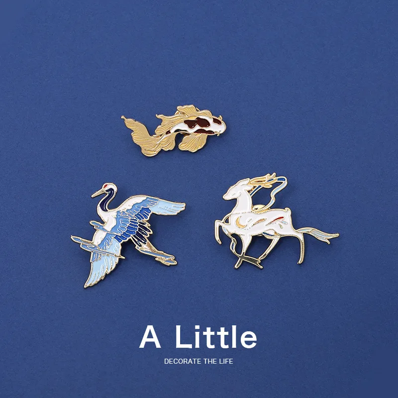 

Fashion Ancient Style Brooches for Women Men Lucky God Deer Fairy Crane Temperament Enamel Pins Clothes Badge Party Jewelry Gift