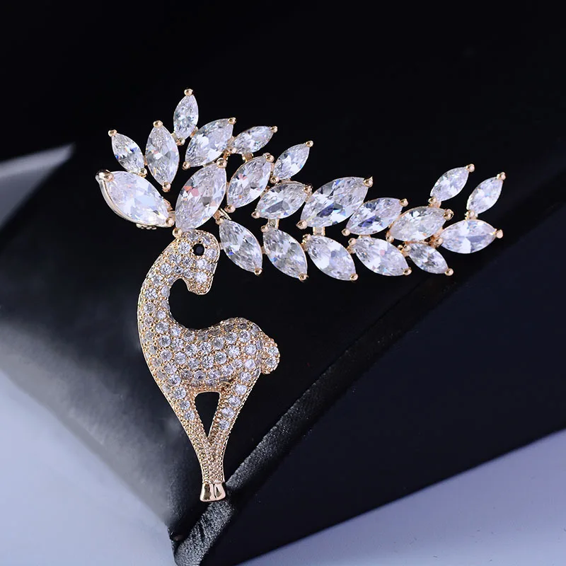 

2022 New Copper Inlaid Zircon Zircon Personality Creative Fawn Brooch Female Decorative Pin Inlaid High-end Accessories Corsage