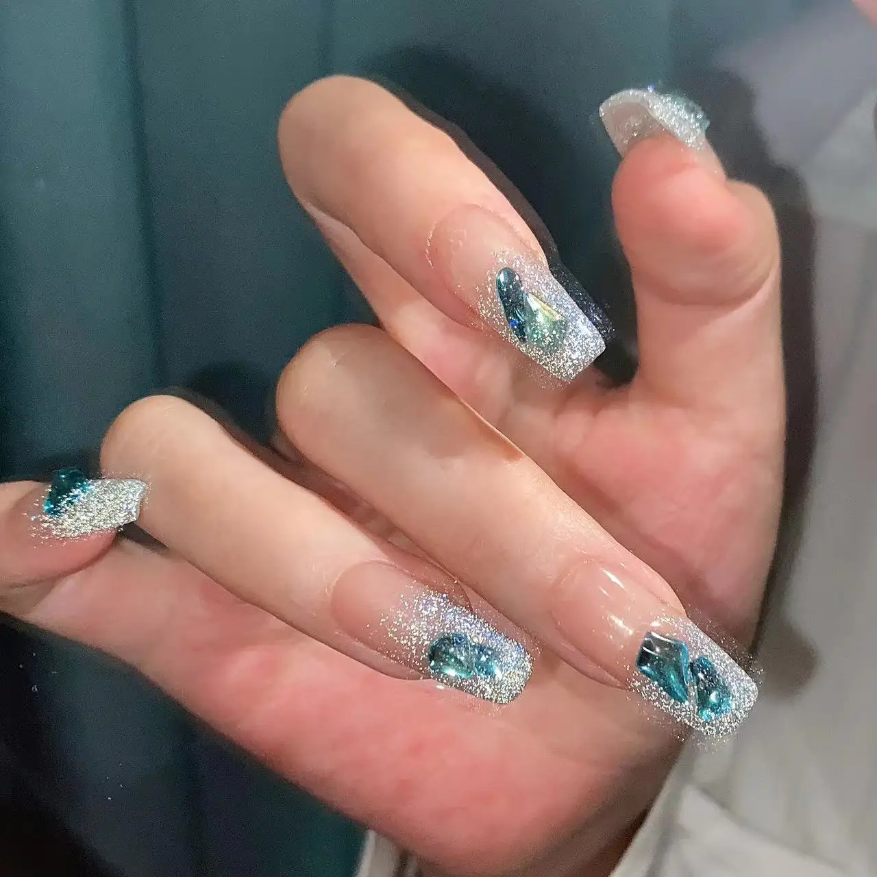 New high-end handmade custom fairy gentle style icy blue flash aurora diamond female fake nails enlarge