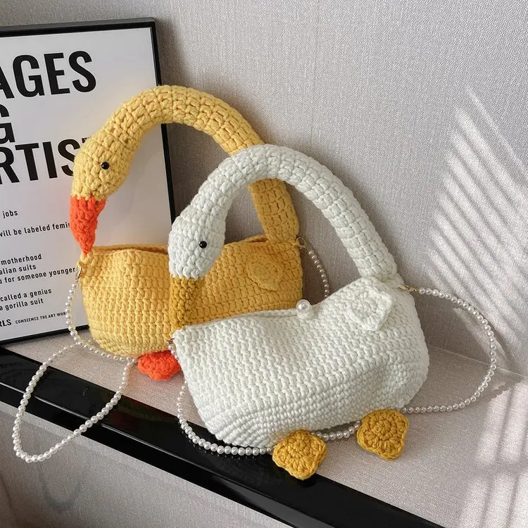 

Knitted bag handbag cute goose pearl chain messenger bag