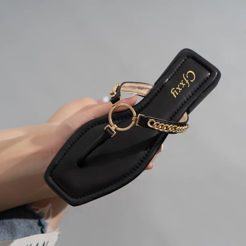 Brand Women Slippers Beach Chain Round Buckle Flip-flops Women's 2022 Square Toe Fashion Slide Designer Shoes Women's Sandals
