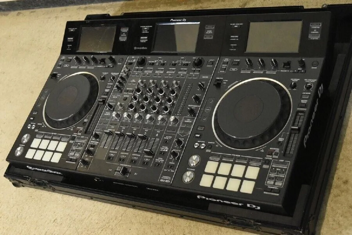 

Летняя скидка 50% Pioneer DDJ-RZX + жесткий корпус, автономный контроллер DJ, Лидер продаж