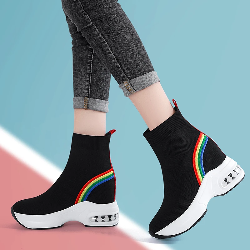 

Женские кроссовки, вязаные женские ботинки-носки, обувь на платформе, ботильоны с внутренним увеличением, женские нескользящие ботинки, ...