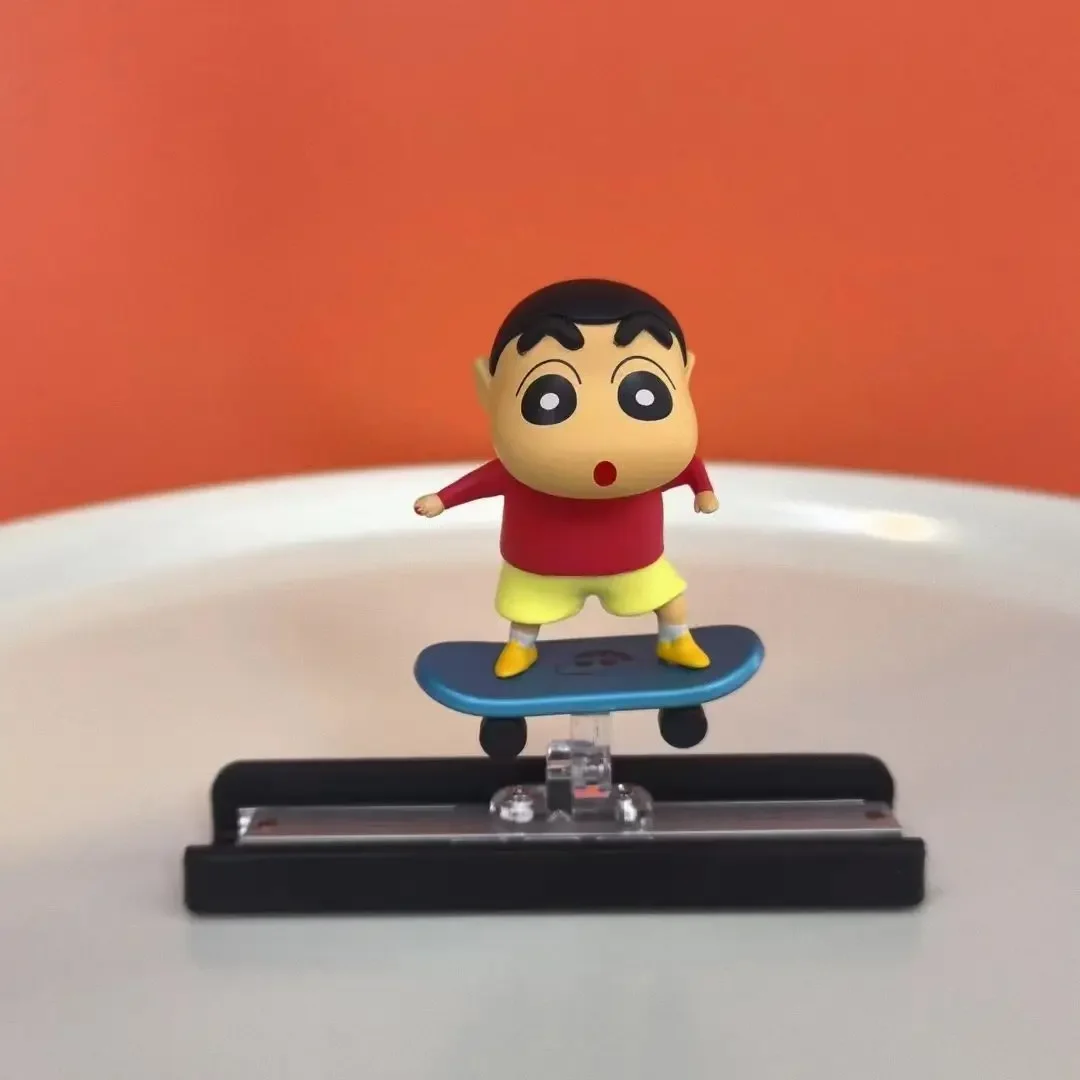 Новая фигурка Crayon Shin-Chan модель автомобиля украшение временная искусственная