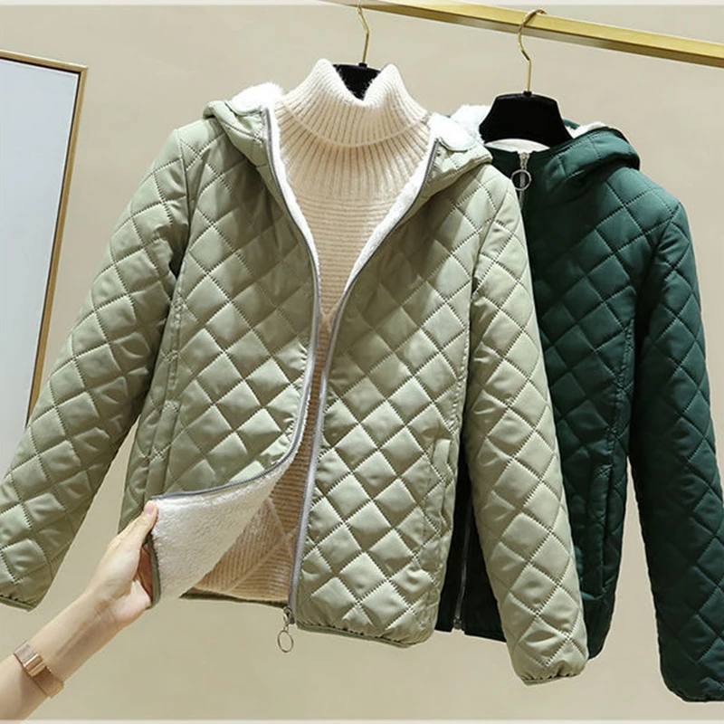 Padded jacket new 2021 popular women's loose large size short style  velvet thick lamb velvet cotton jacket  hooded jacket