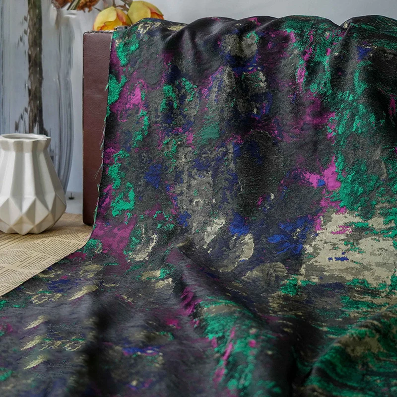 Ткань жаккардовая окрашенная контрастной расцветки, 50 см x 170 см