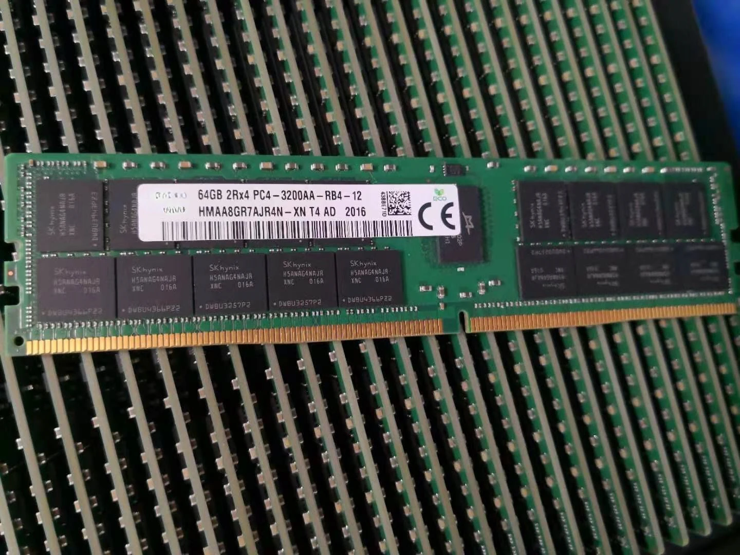 

RAM 64G 2Rx4 DDR4 3200AA ECC REG PC4-3200AA Серверная память