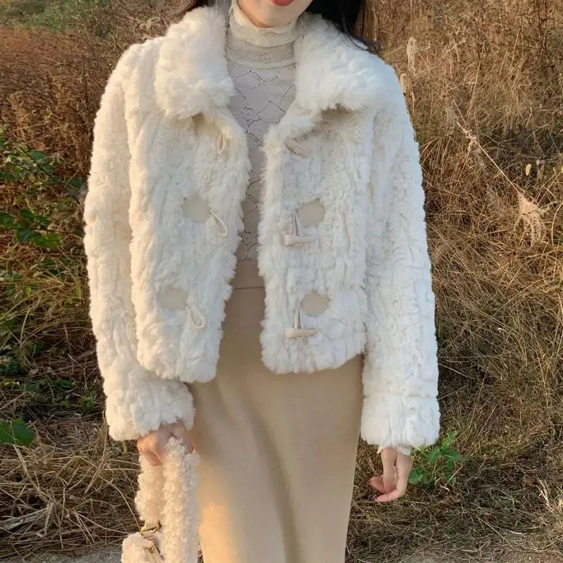 Winter Women Warm Lamb Wool Plush Coats Jacket Harajuku Style White Loose Faux Fur Coat Thick Fashion Turndown Collar Outerwear
