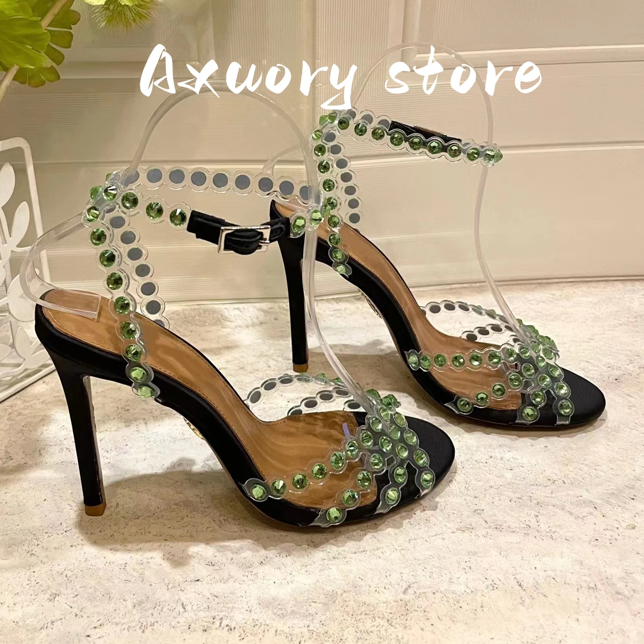 2023 New Women Sexy Peep Toe Party Sandals Round Strap Modern Sandals Women Transparent Buckle High Heels Sandals
