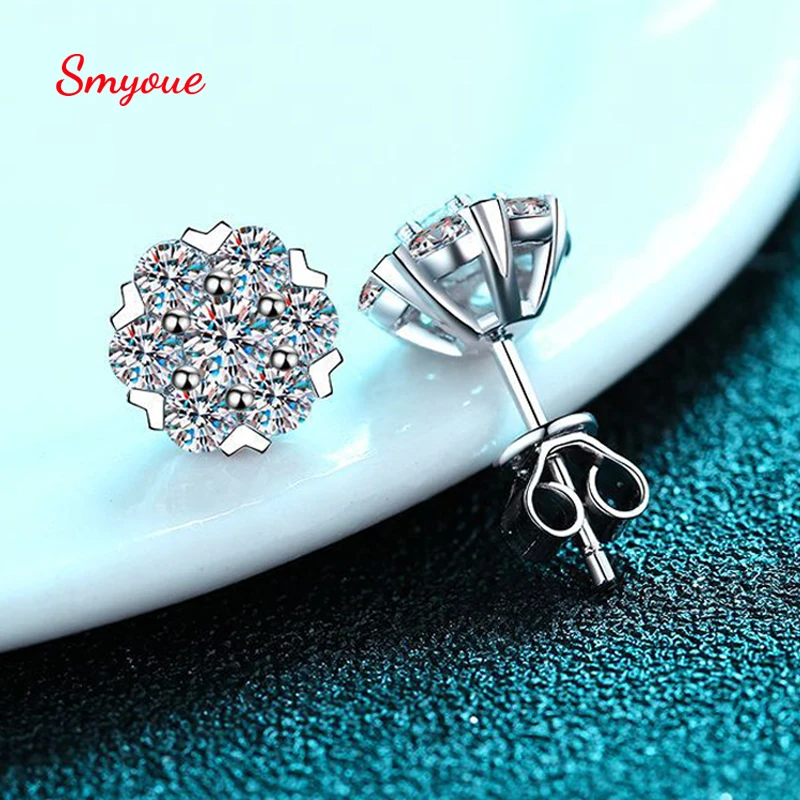 

Smyoue 1.6ct 7 Stone Moissanite Stud Earrings for Women Brilliant Halo Created Diamond Ear Stud 925 Silver Plated 18K White Gold