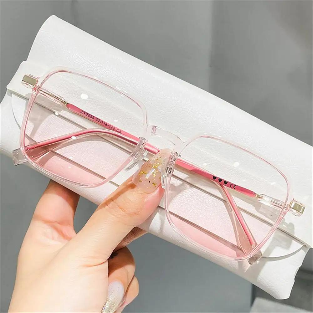 

Trending Eyewear Vintage Square Shades Ladies Sun Glasses Clear Frame Sunglasses Oversized Sunglasses
