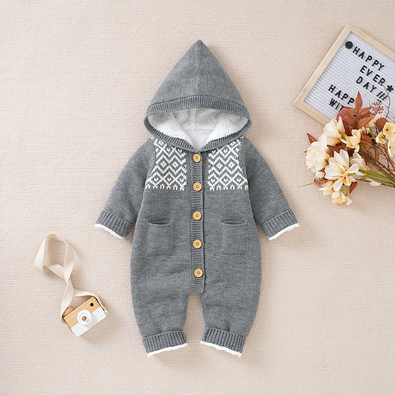 

Детский трикотажный комбинезон с капюшоном, на возраст 0-18 месяцев