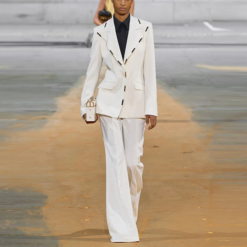 Новейший дизайнерский костюм для подиума 2024 женский пиджак с металлическими