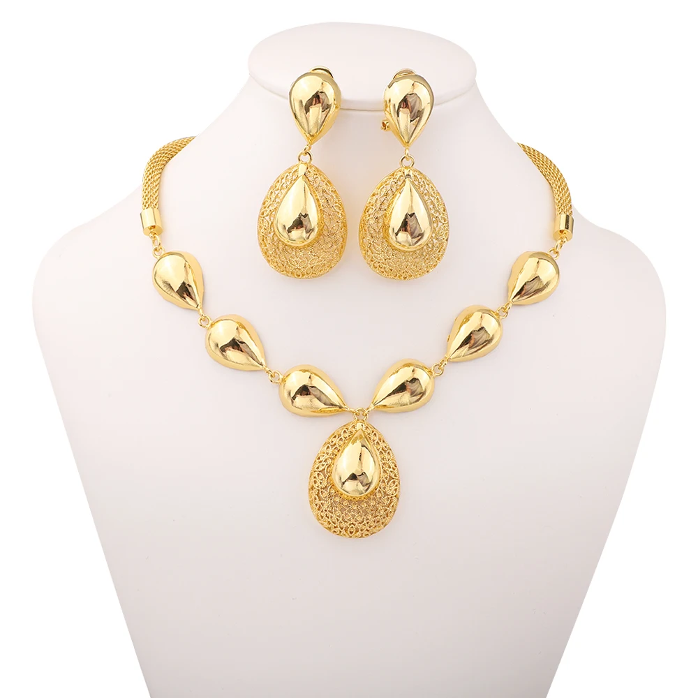 

Fashion Dubai Jewelry Set Droplet Shaped Earrings Pendant Necklace Women's Romantic Set Party Wedding Anniversary Gift