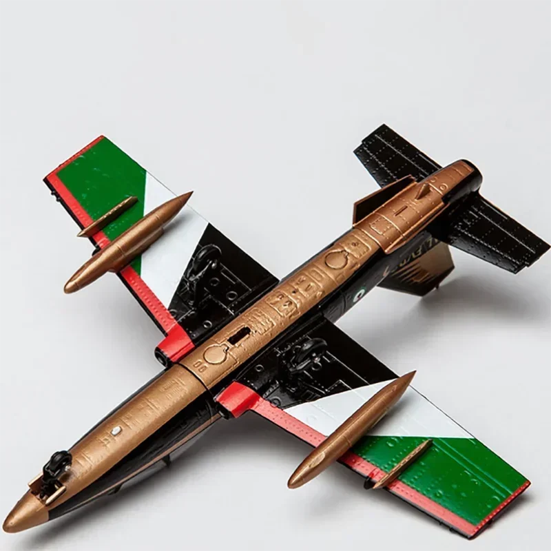 Новый масштаб 1:72 модель тренера MB339 готовая итальянский статический
