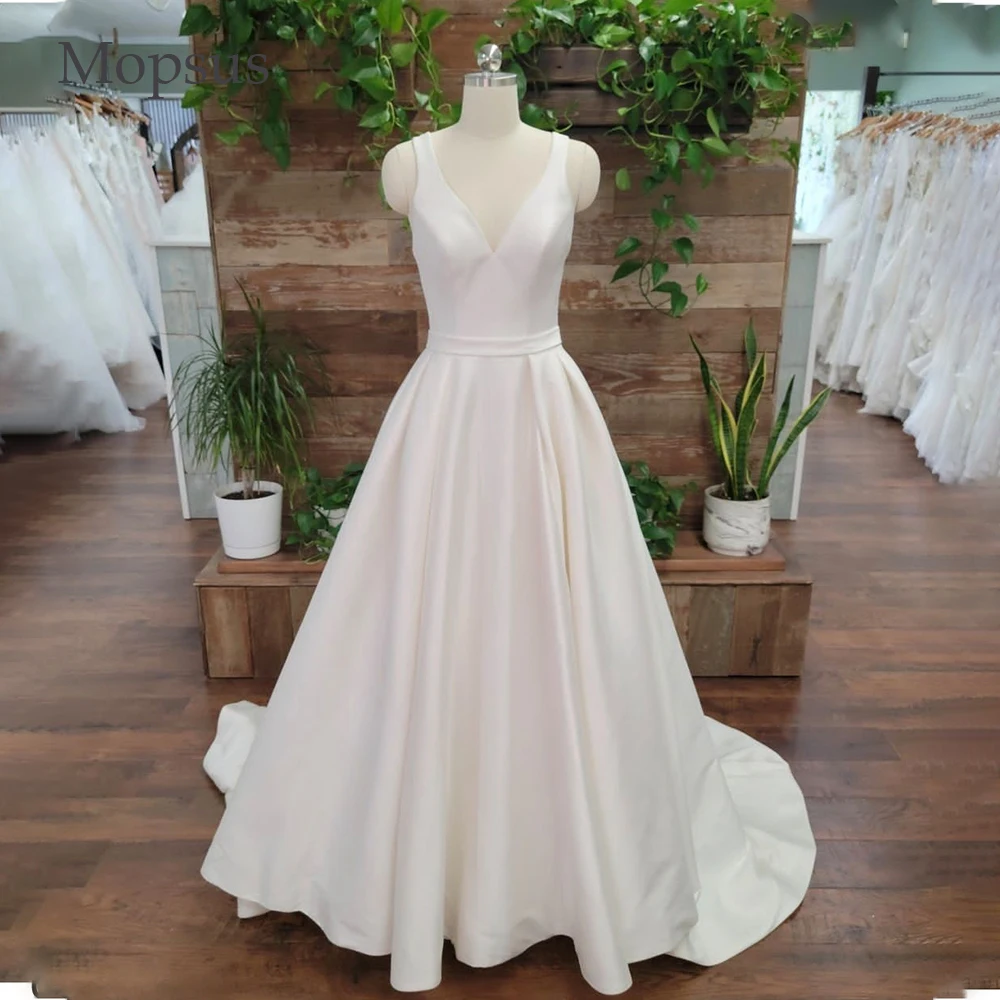 

Modest Satin Wedding Dress 2022 Simple A Line V Neck Sleeveless Spaghetti Straps Lace Appliques Back Bride Dress Robe De Mariee