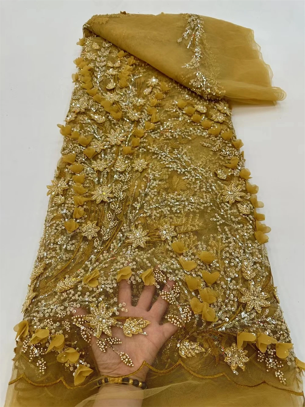 

2023 French Bridal Luxury African Sequin Tulle Lace Fabric High Quality 3D Nigeria Embroidered Beaded Tube Fabric For Wedding