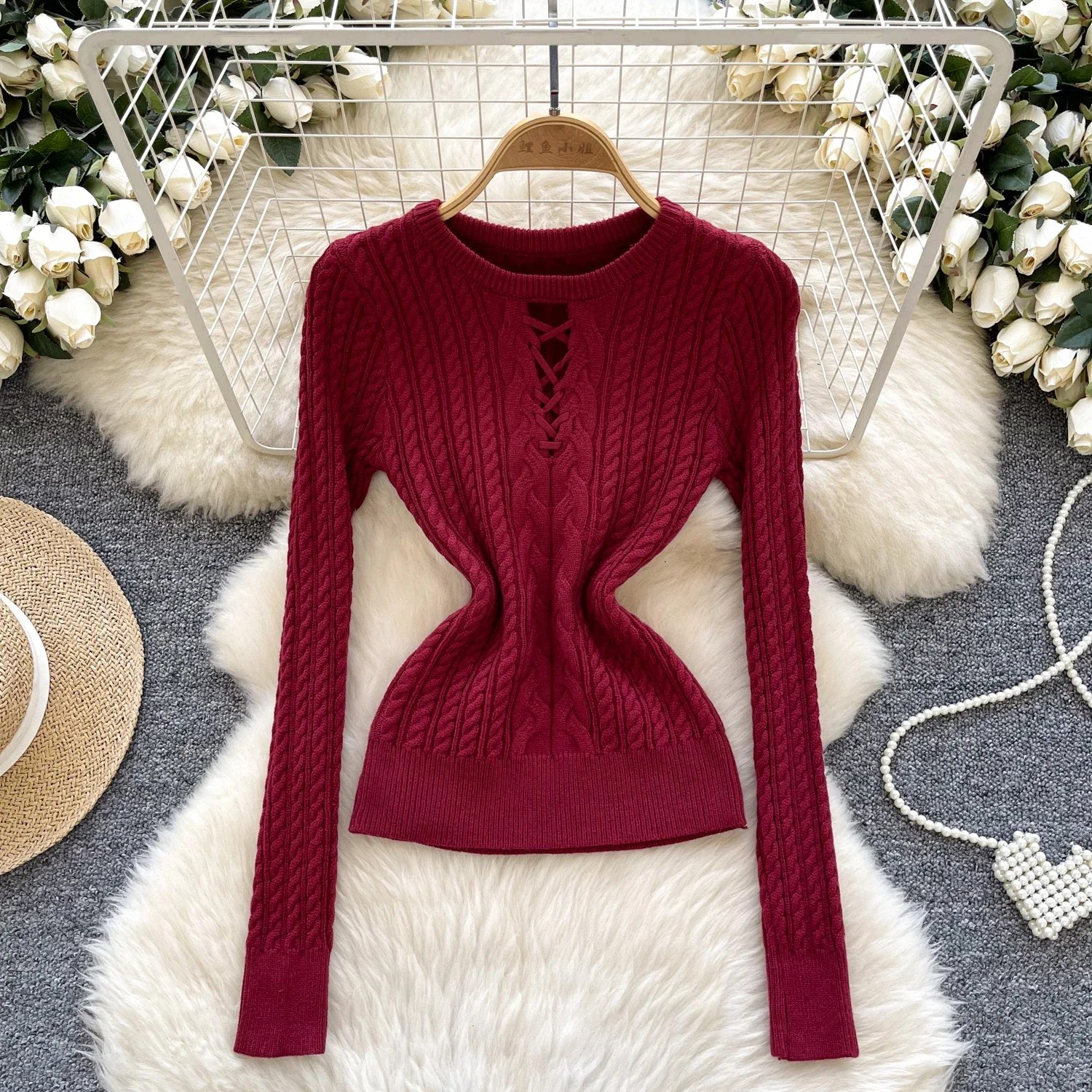 Женский базовый винтажный свитер с длинным рукавом и круглым вырезом шикарный