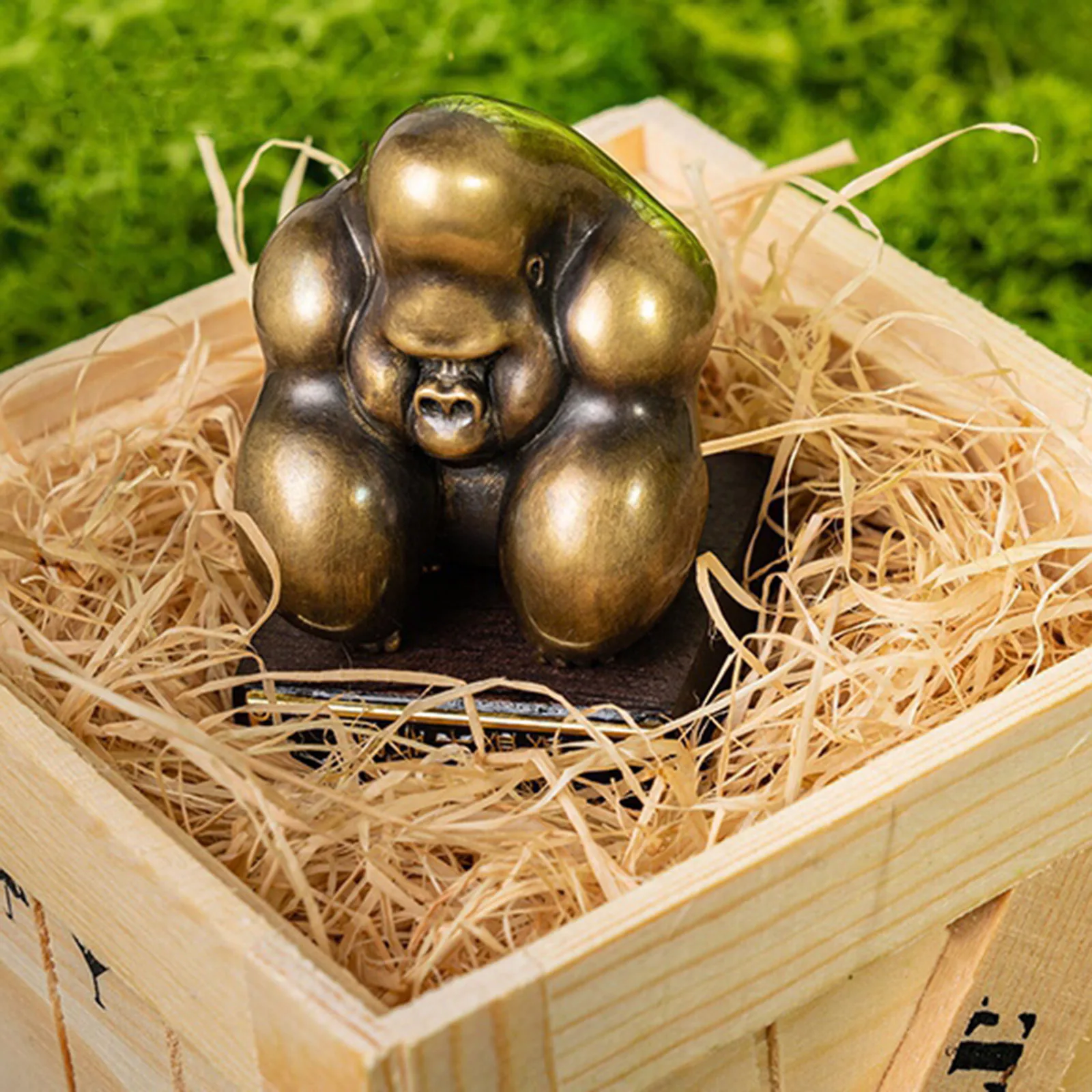

KONGZOO Brass Gorillas Model Animal Figure Realistic Desk Scene Decoration Collector Kids Toy Gift Souvenirs Ornaments IN STOCK