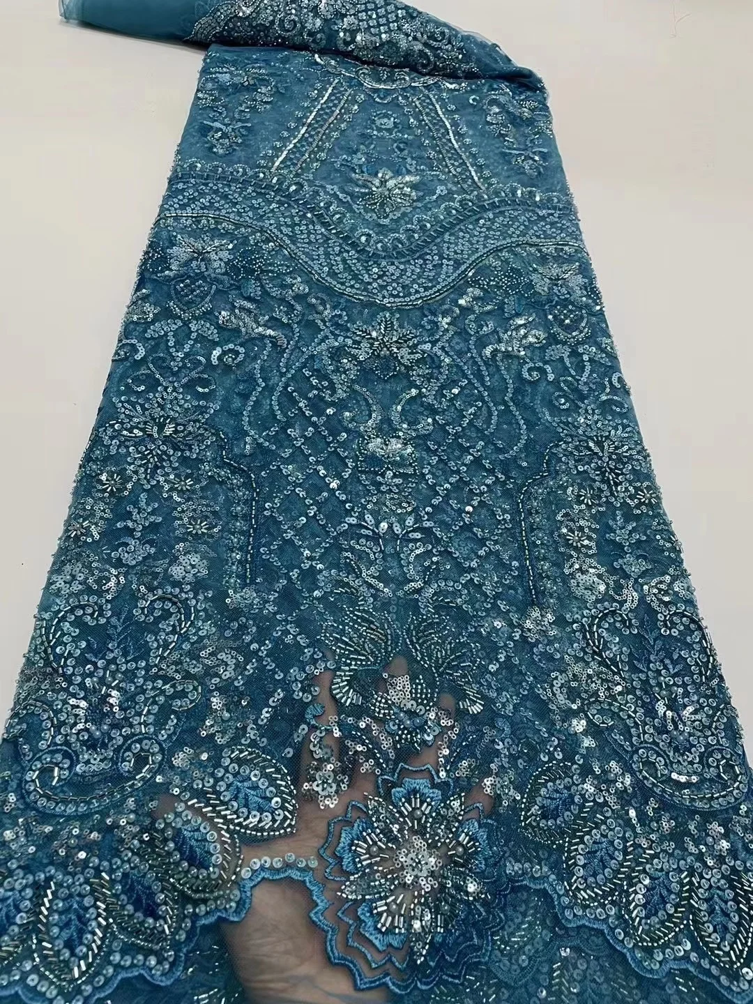 

Нигерийская французская кружевная ткань с блестками, горячая распродажа, 2022 вышитая африканская сетчатая кружевная ткань ручной работы с бисером для женского платья