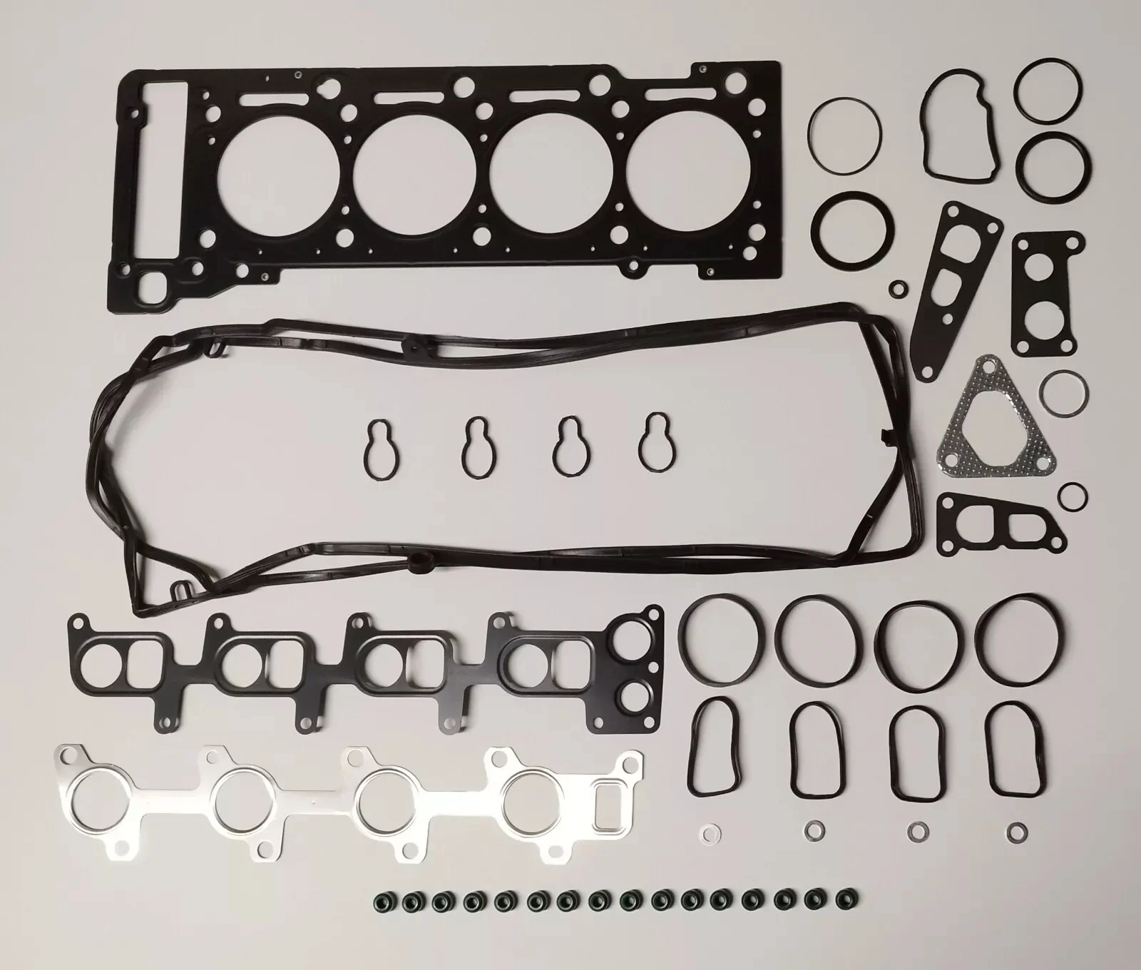 6001548037 6001548038 6001549030 Комплект уплотнений для капитального ремонта двигателя Mercedes