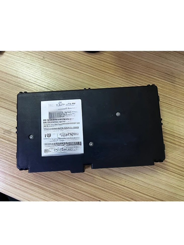 Подходит для Volvo XC60 S90 V90 V60 S60 XC90 VCM шлюз аксессуары компьютера