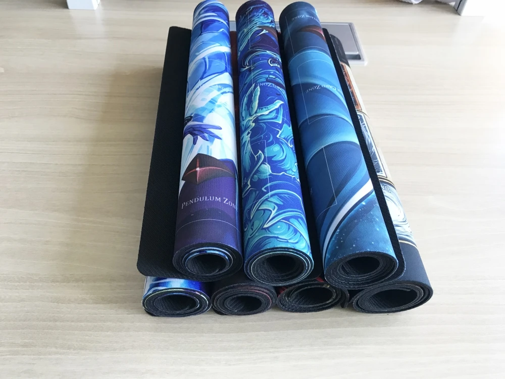 Игровой коврик YuGiOh для поединок монстров голубые глаза потрясающий дракон