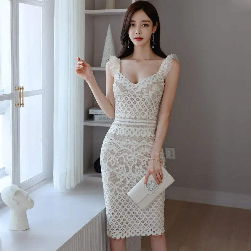 Белое утягивающее мини-платье со шнуровкой и цветочным краем лето 2021 женская