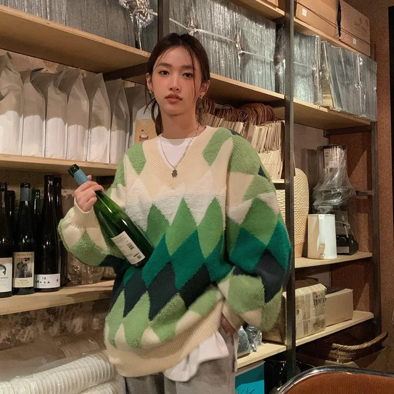 

Women's Gradient Sweater Autumn Winter 2022 New Vintage Green Pullover Korean Fashion Knitted Top V Neck Lattice Sweater Loose