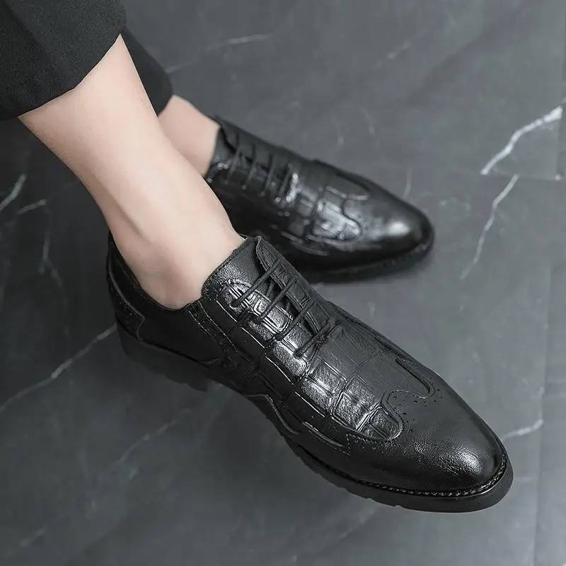 

Men's Leather Shoes Flat British Style Thick Bottom Business Formal Wear Wedding Groom's Shoes Casual Martin Boots Young Men