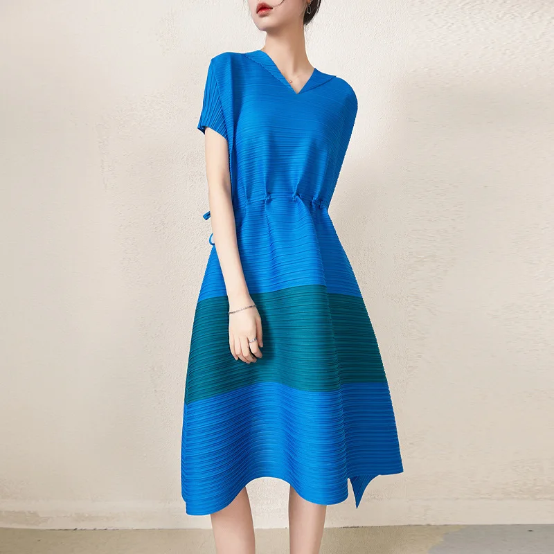 Miyake Pleated Dress For Women 2022 Summer Contrast Color Draw String Stretchable Loose V Neck Short Sleeve Irregular Dress