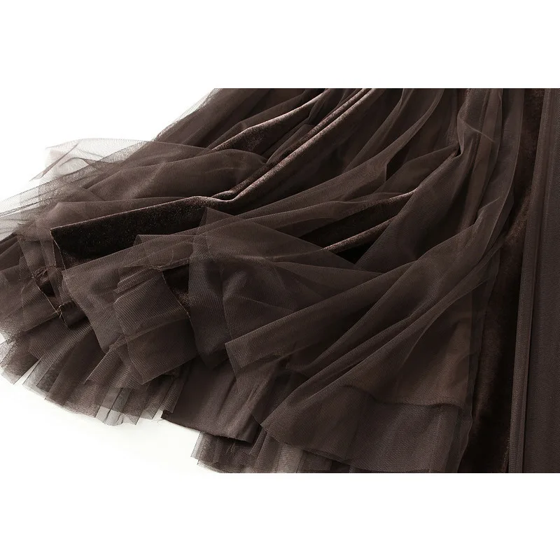 Женская бархатная юбка средней длины