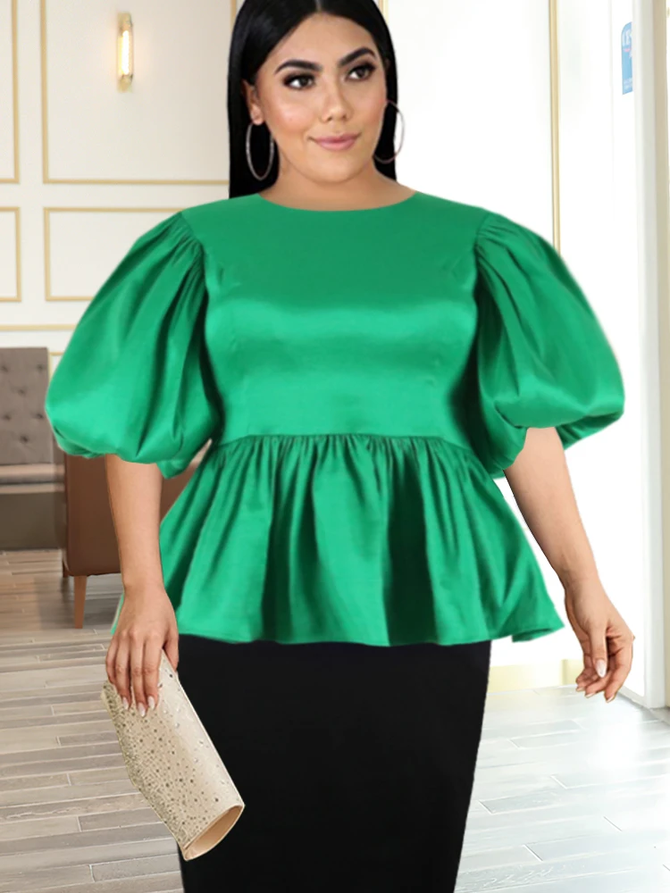 

Женская блузка с круглым вырезом, коротким рукавом-фонариком и оборками