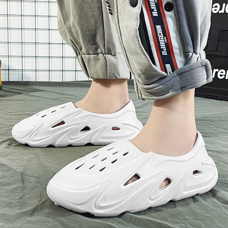 

Summer Men Slippers Clogs Massage Outdoor Beach Sandals Male EVA Quick Dry Indoor Home Slippers Bathroom Slides Flip Flops Shoes