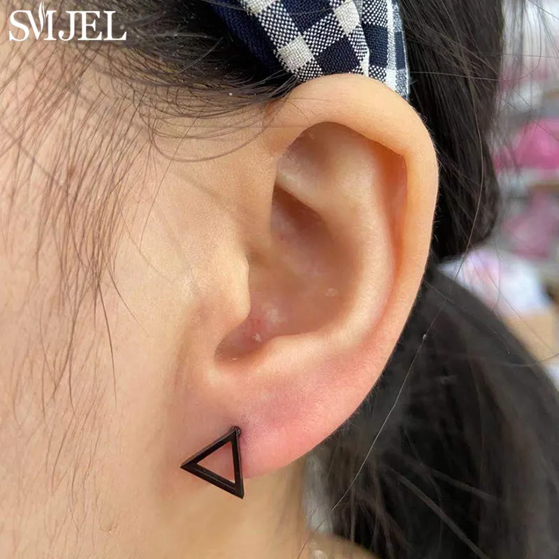 

SMJEL Fashion Geometric Triangle Stud Earrings Black Stainless Steel Earings for Women Men Punk Ear Piercing Jewelry Gift Friend