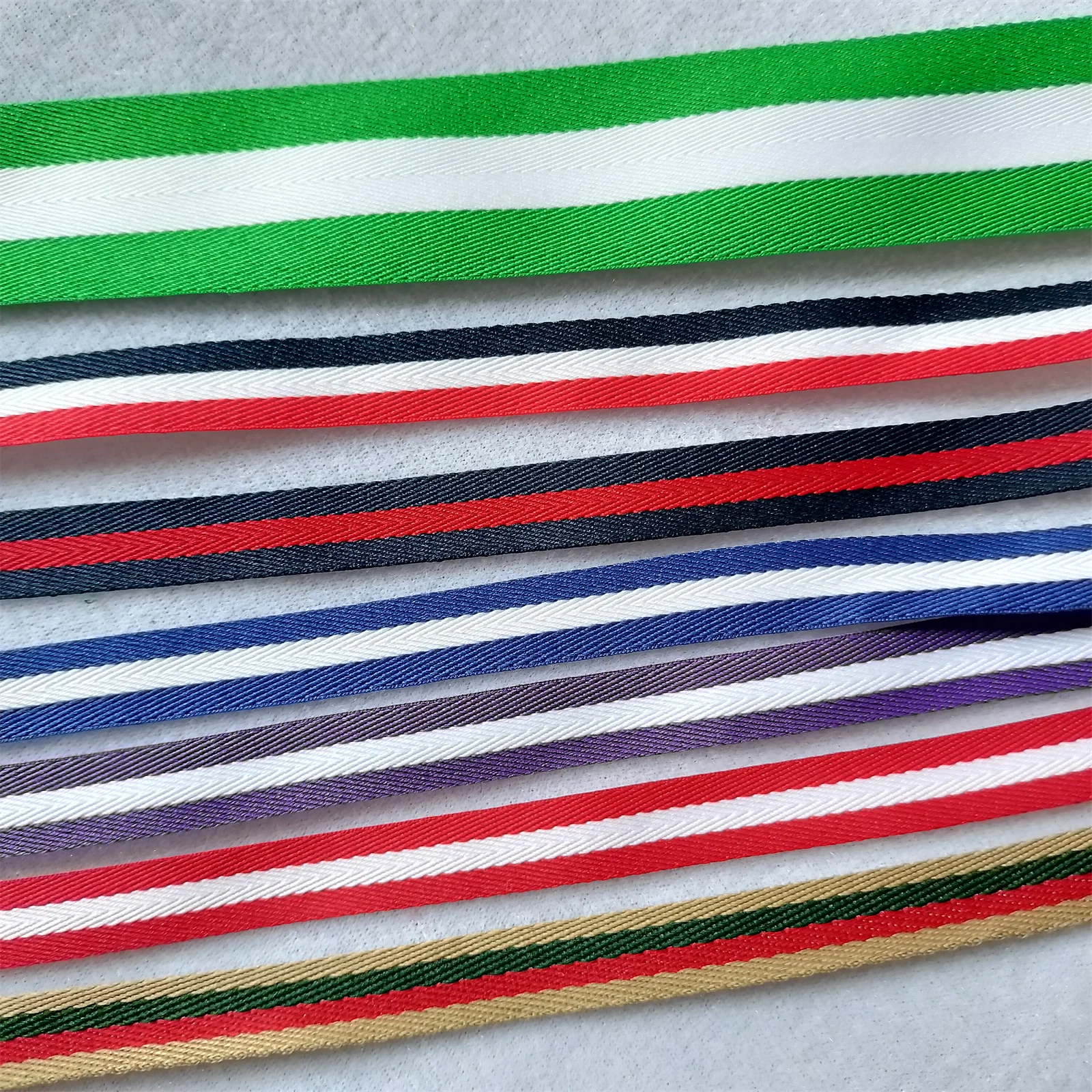 

Браслет из полиэстера, в полоску, 10 мм, 15 ярдов