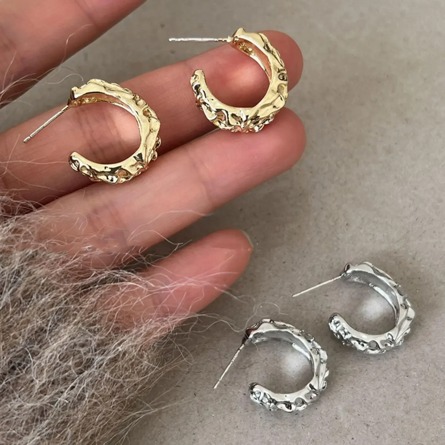 Uworld золотые серьги-гвоздики