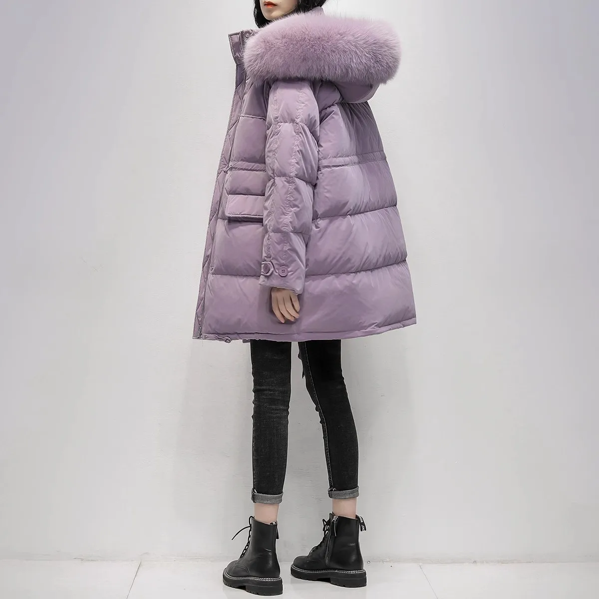 Высококачественный роскошный пуховик с воротником из лисьего меха и капюшоном