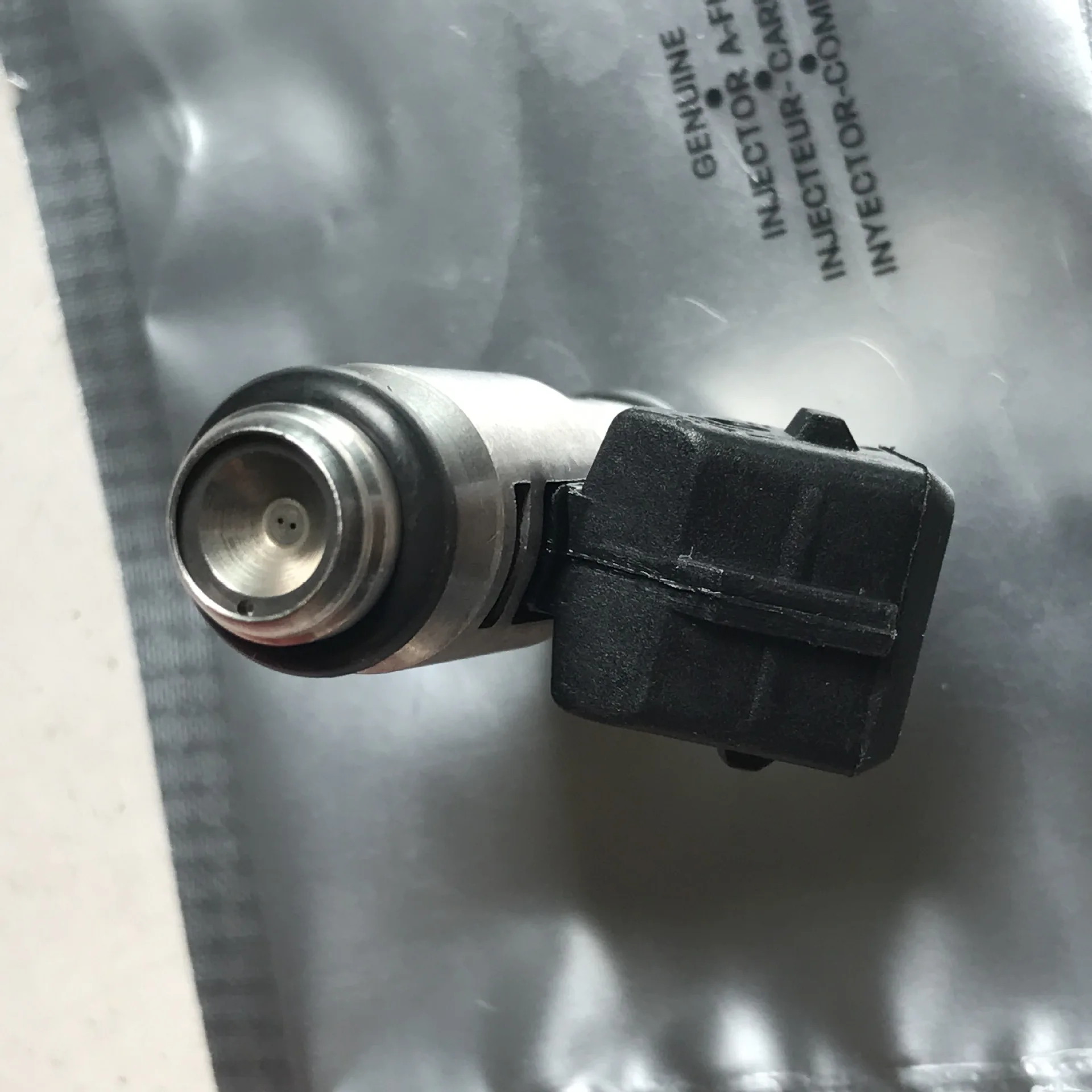 Топливный инжектор для Vespa 946 Sprint Piaggio FLY 150 IWP241