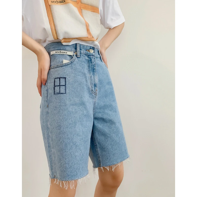 2022  Fashion Classic Trendy luxury design Spring and Summer New Pattern Printed Denim Shorts Light Blue Casual Capris Women