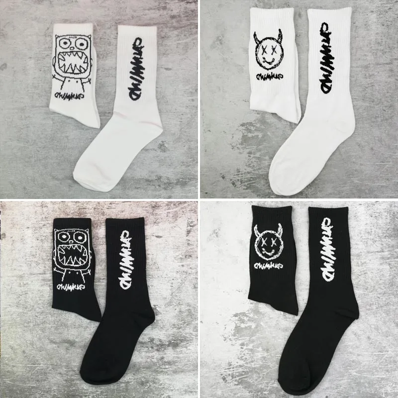 

Simplicity Letter Monster Socking Cotton Harajuku Fashion White Black Chinese Soft HipHop Skateboard Trend Funny Men Women Socks